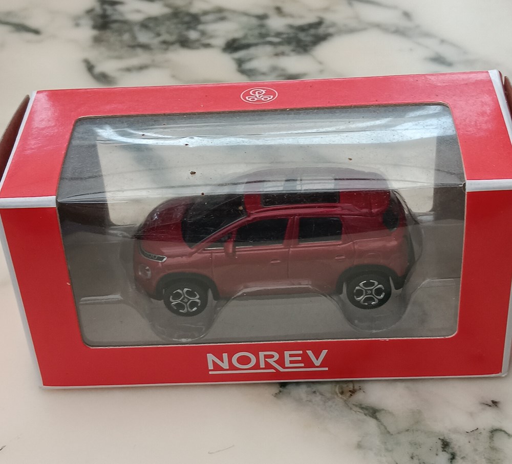 modeles reduits voitures citroen c3 aircross