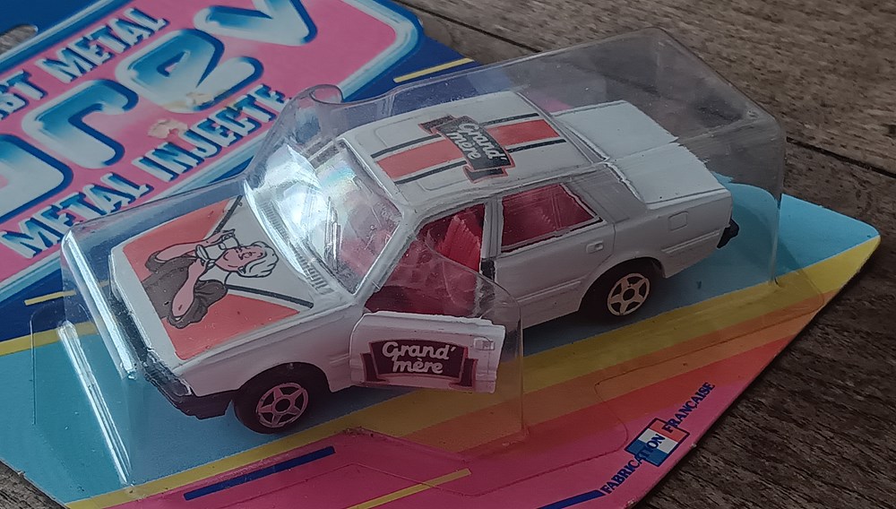 Peugeot 505 "Grand Mère" modeles reduits voitures peugeot 505 grand mere