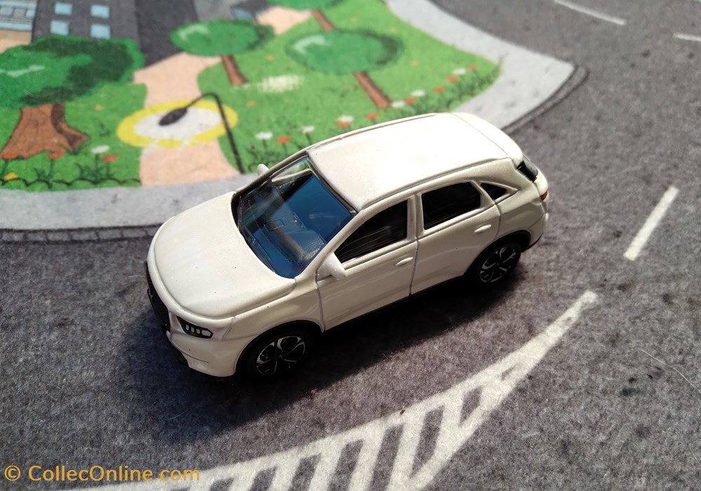 DS 7 Crossback modeles reduits voitures ds 7 crossback