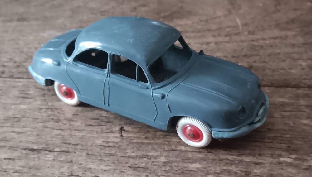 Panhard Dyna modeles reduits voitures panhard dyna