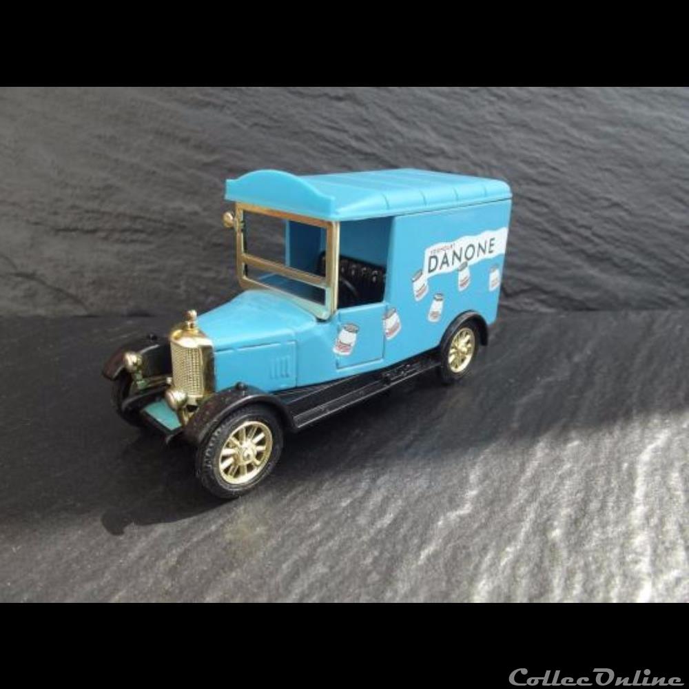 Morris Oxford Bullnose van "Danone" modeles reduits voitures morris oxford bullnose van danone