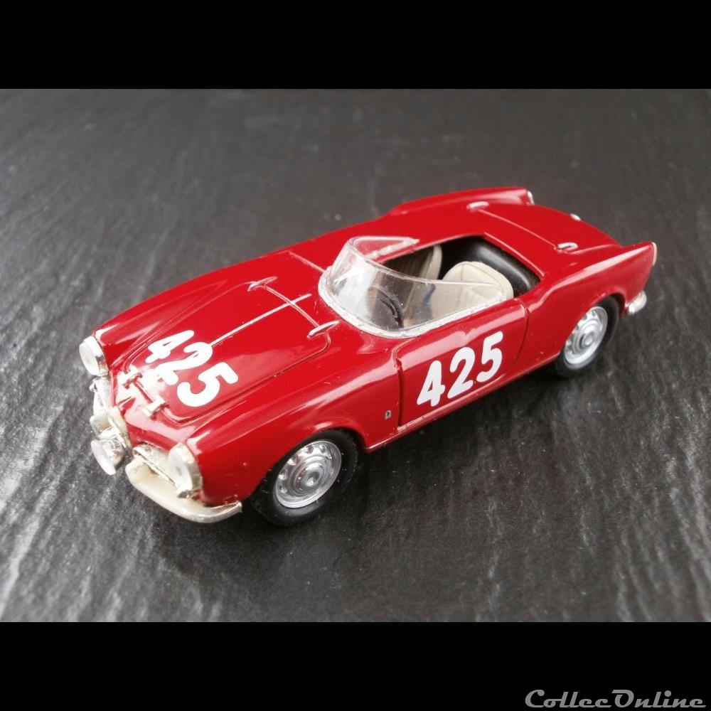 Alfa Roméo Giulietta Spider modele reduit voiture alfa romeo giulietta spider
