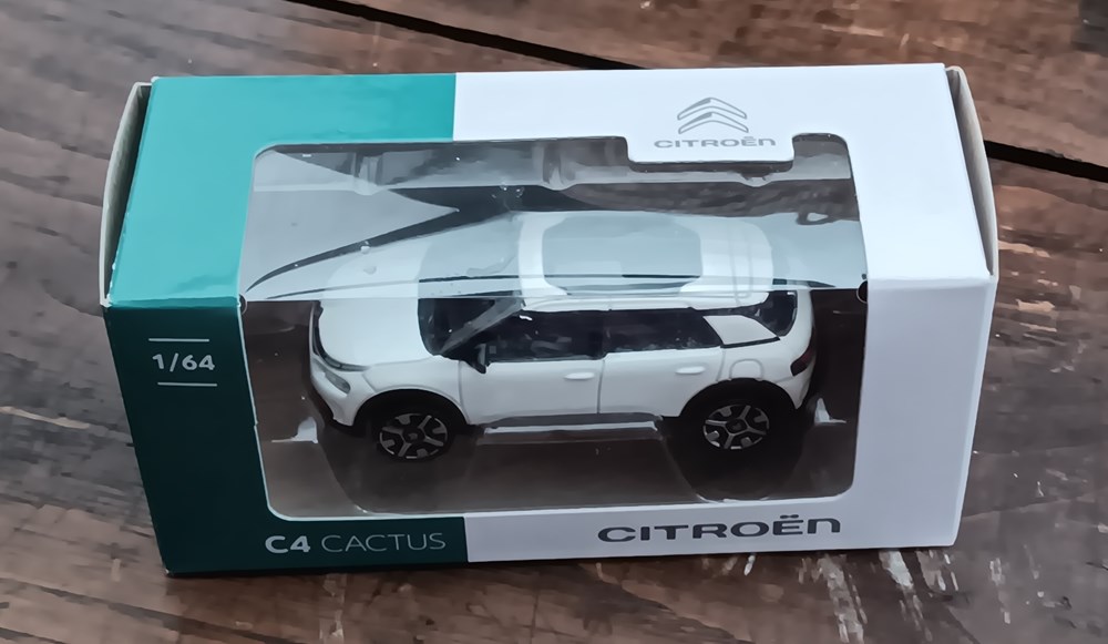 modeles reduits voitures citroen c4 cactus