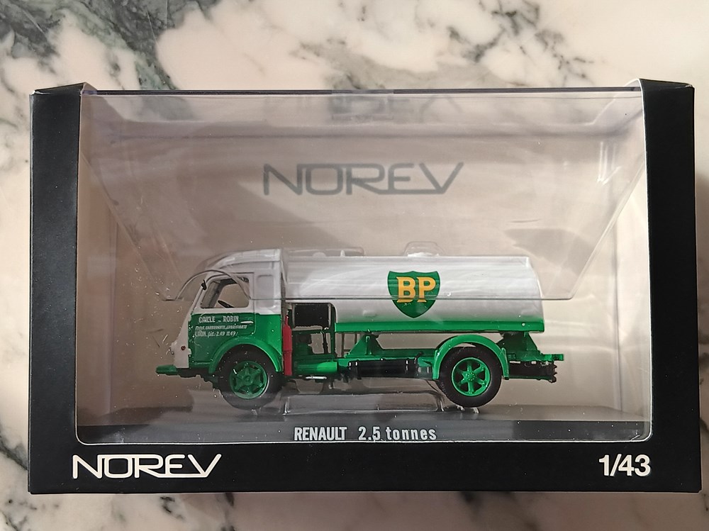 Renault Galion Citerne BP modeles reduits camions renault galion citerne bp
