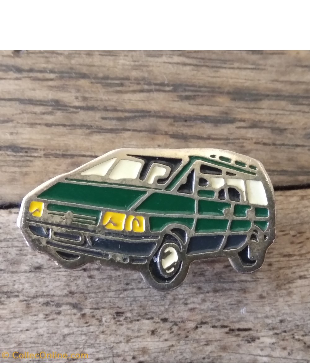 Pin's Renault Espace divers badges pin s renault espace