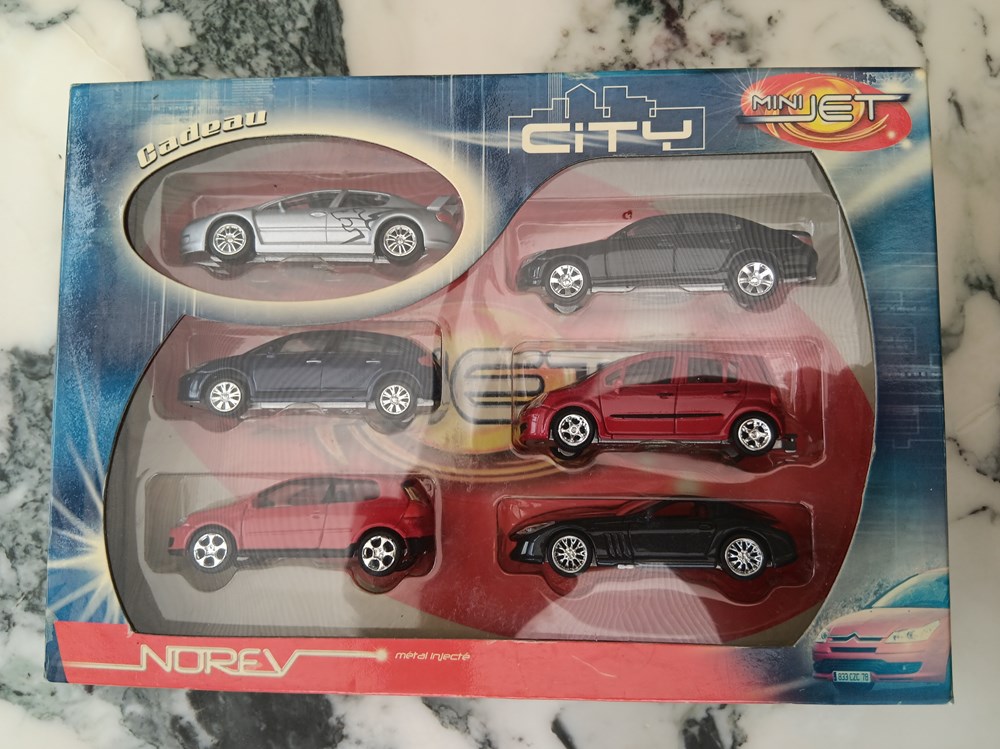 Citroën C4 I modeles reduits voitures citroen c4 i