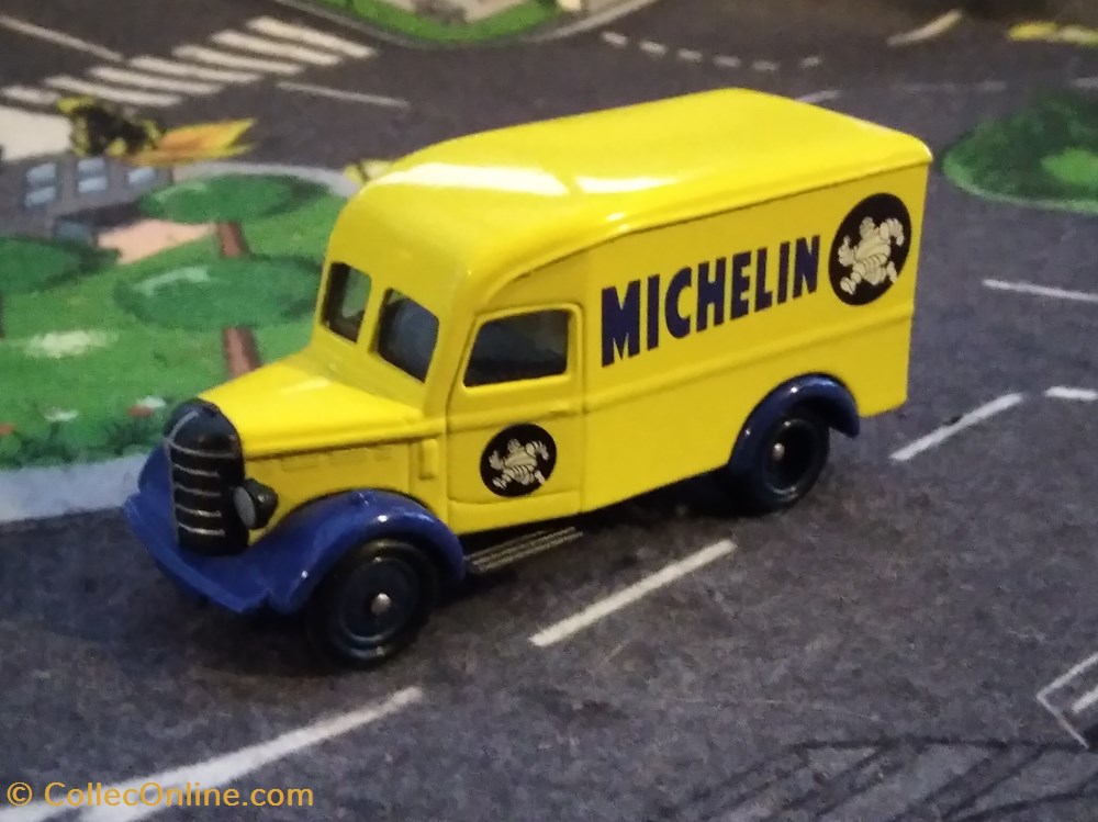 Bedford 30 CWT "Michelin" modeles reduits camions bedford 30 cwt michelin