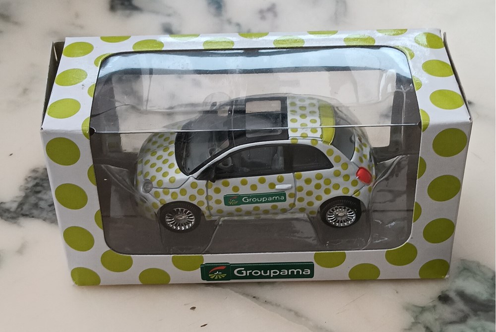 modeles reduits voitures fiat 500 groupama