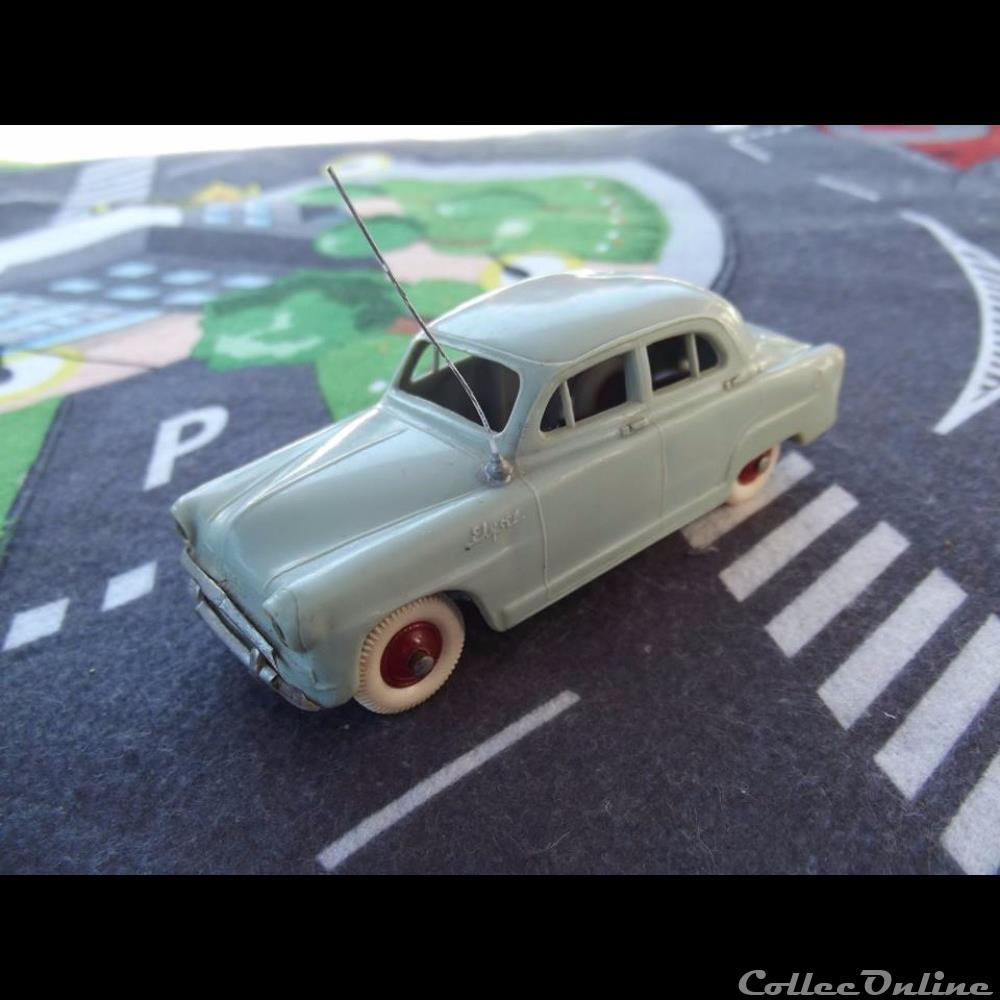Simca Aronde modele reduit voiture simca aronde