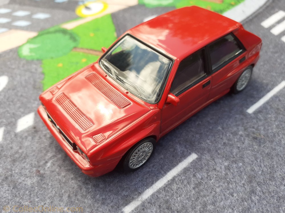 modeles reduits voitures lancia delta hf evo