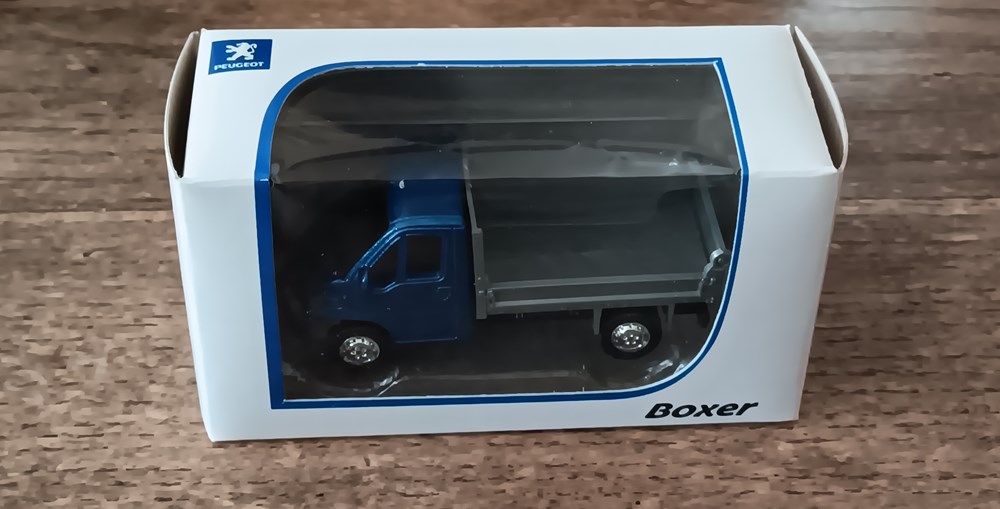 Peugeot Boxer modeles reduits voitures peugeot boxer