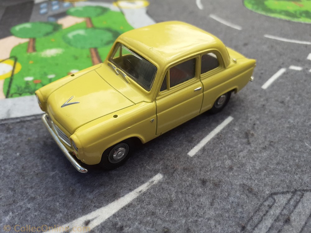 modele reduit voiture ford 100e