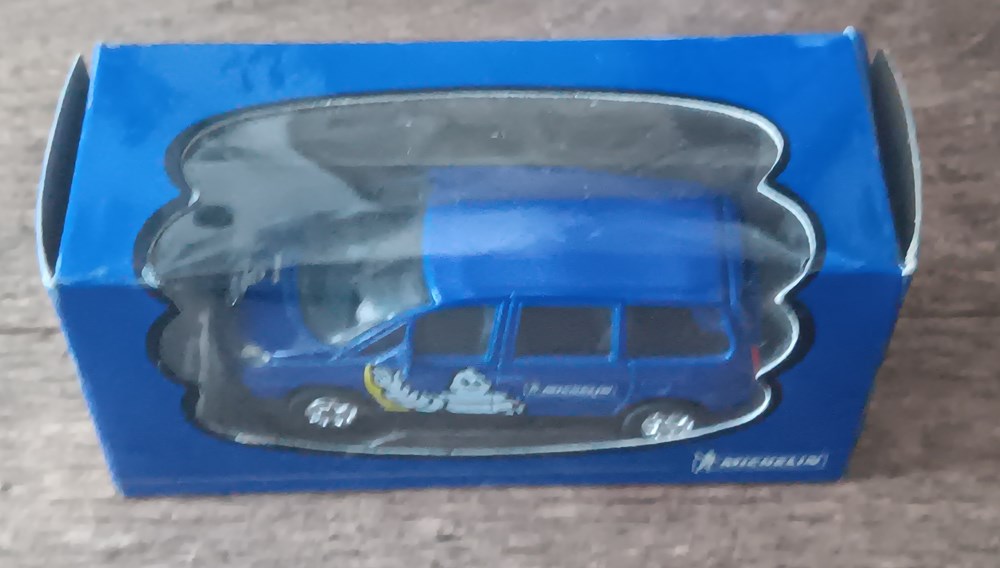 modeles reduits voitures peugeot 807 michelin