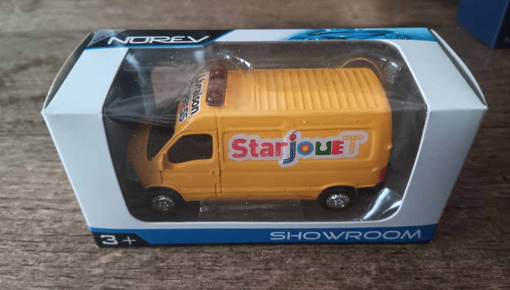 Renault Master II "Starjouet" modeles reduits voitures renault master ii starjouet
