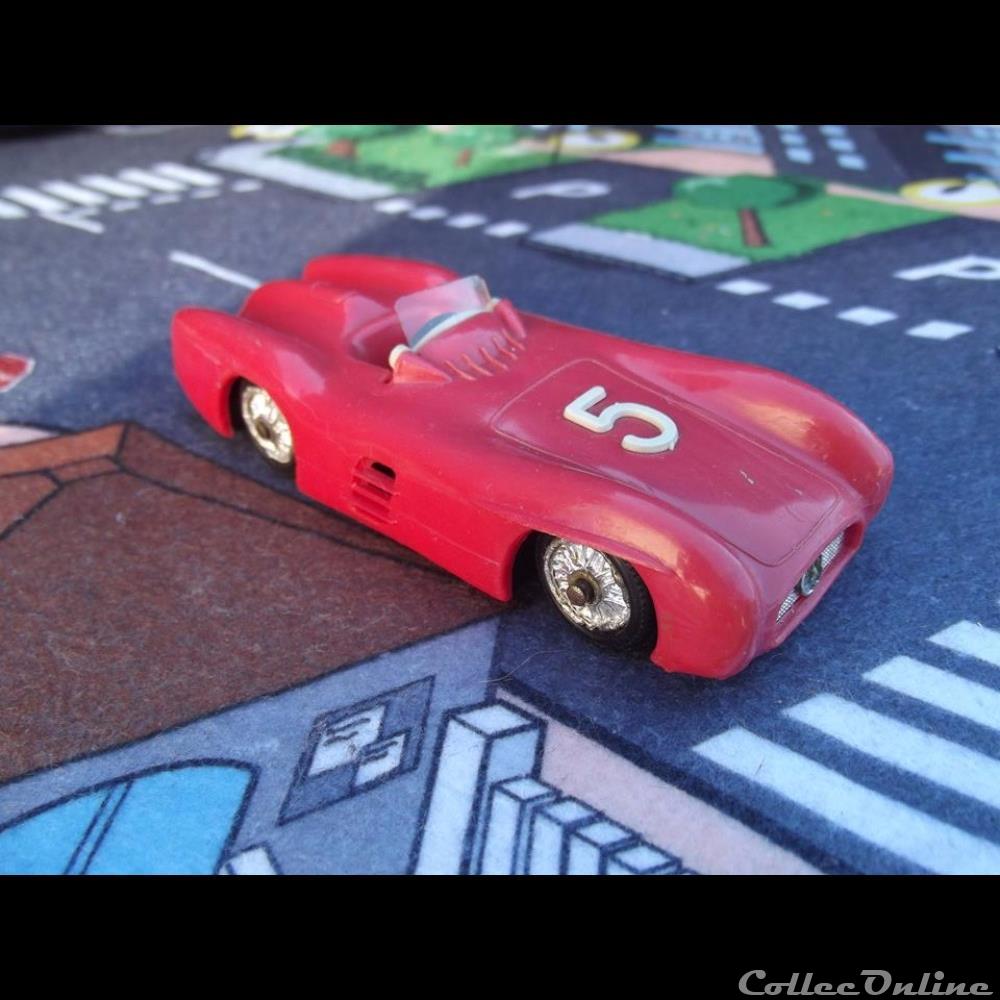 Mercedes-Benz Compétition Numéro 5 modele reduit voiture mercedes benz competition numero 5