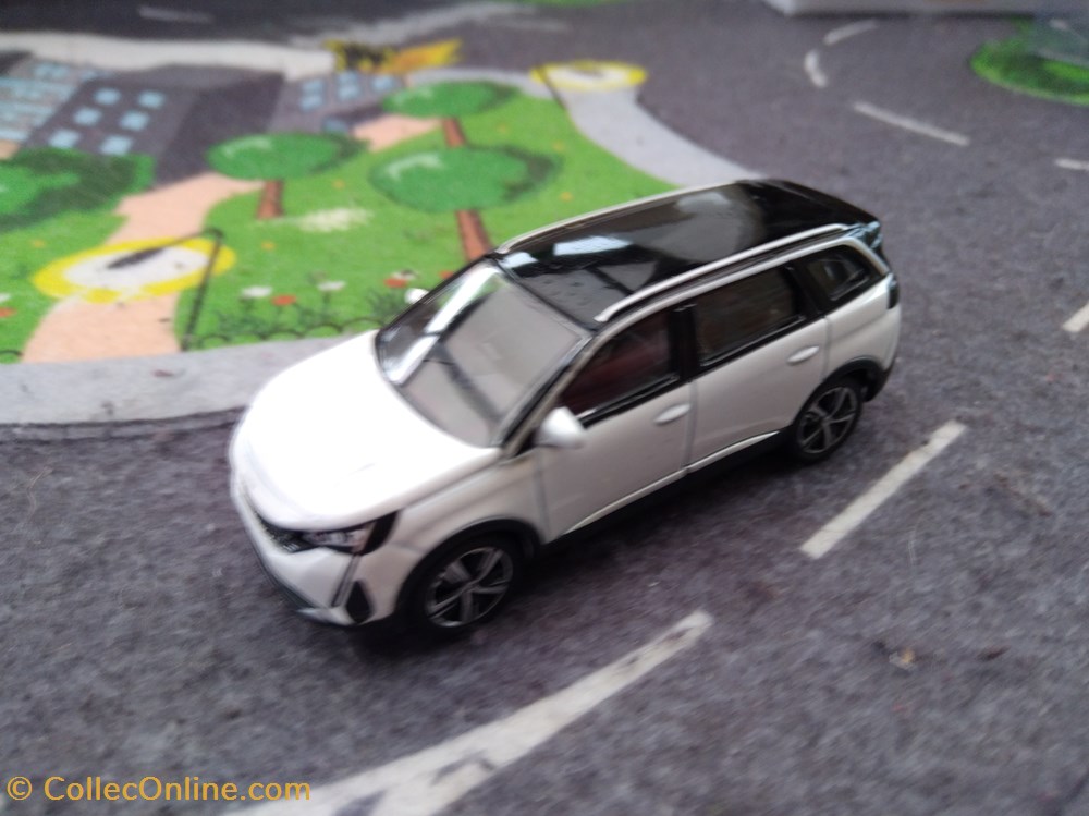 Peugeot 5008 II modeles reduits voitures peugeot 5008 ii