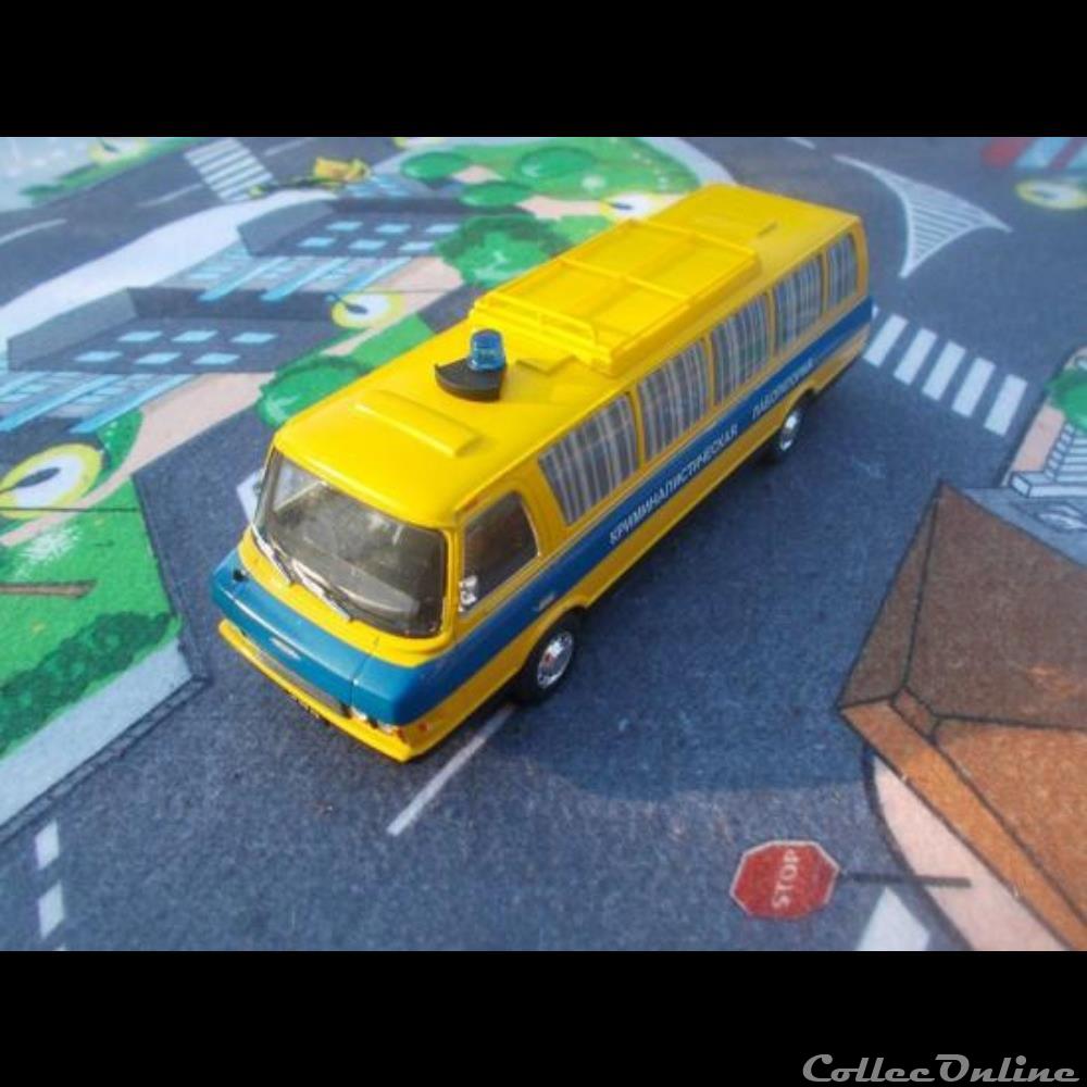 ZIL 118 modele reduit voiture zil 118