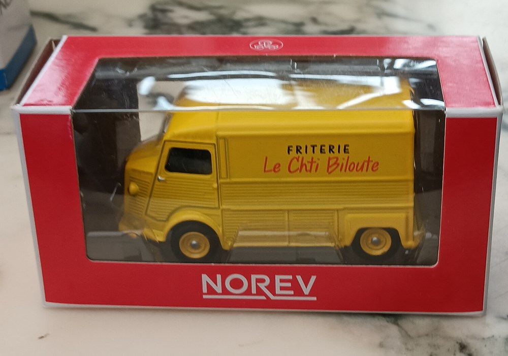 Citroën HY "Friterie Le Chti Biloute" modeles reduits voitures citroen hy friterie le chti biloute