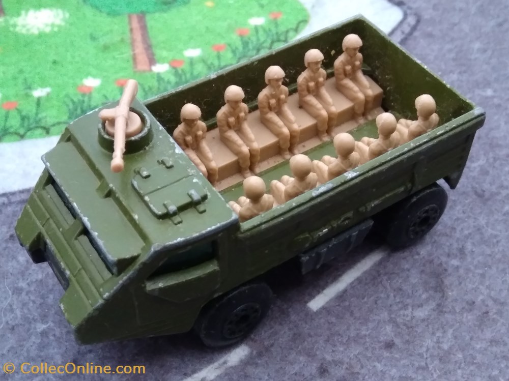 modeles reduits vehicules militaires personnel carrier
