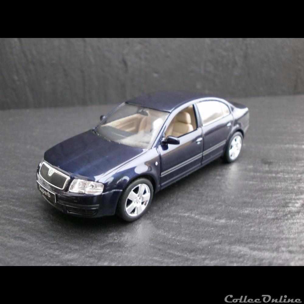 Skoda Superb modele reduit voiture skodum skoda superb