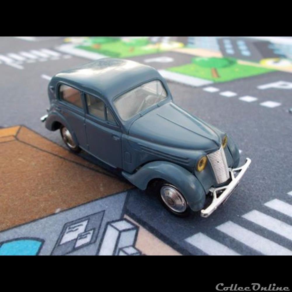 Renault Juvaquatre modele reduit voiture renault juvaquatre