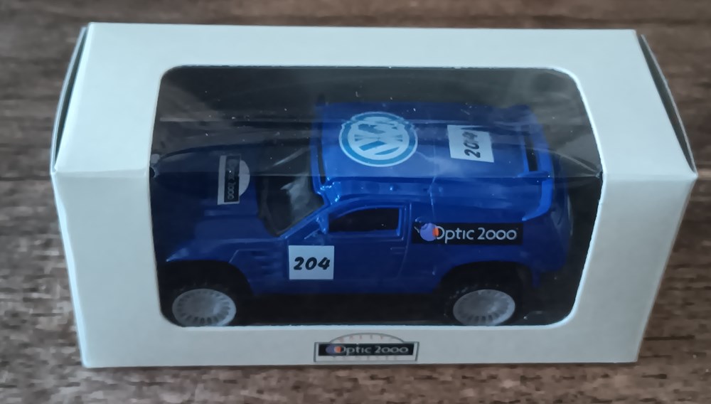 modeles reduits voitures volkswagen race touareg optic 2000