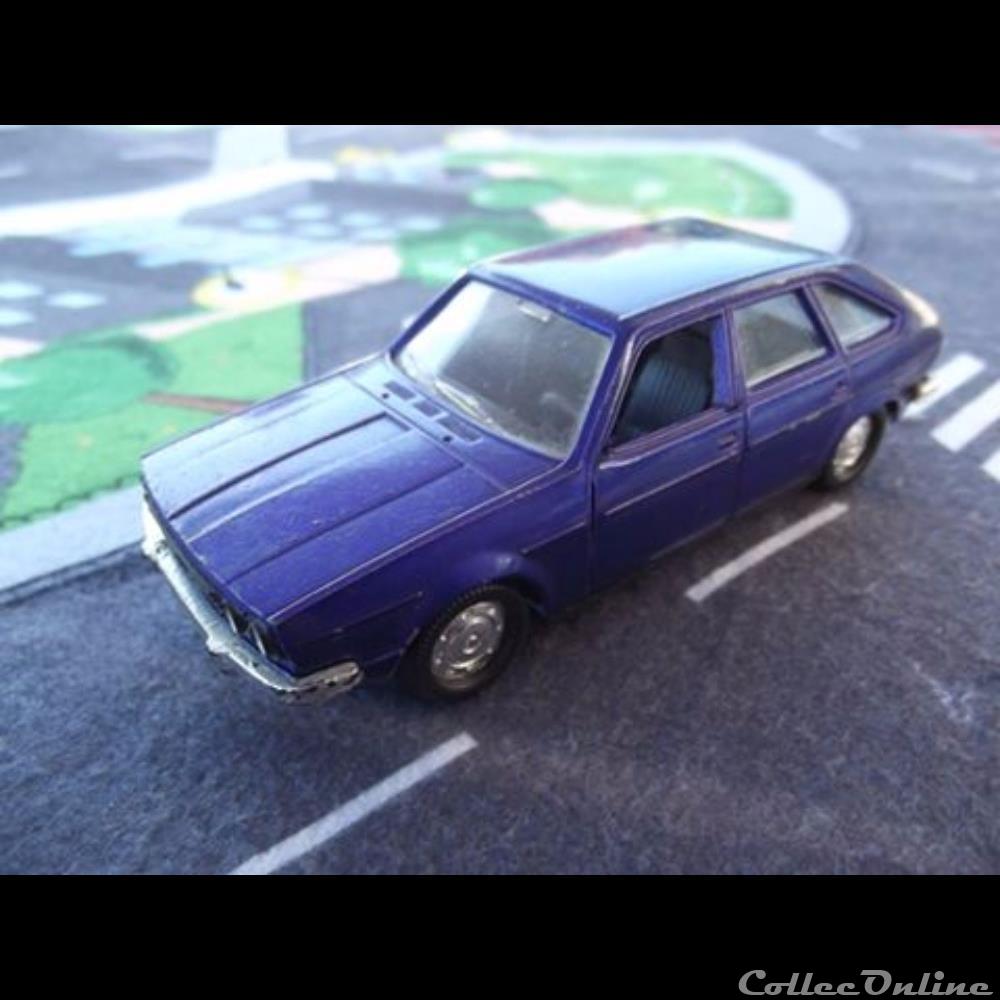 Renault 30 TS modele reduit voiture renault 30 ts