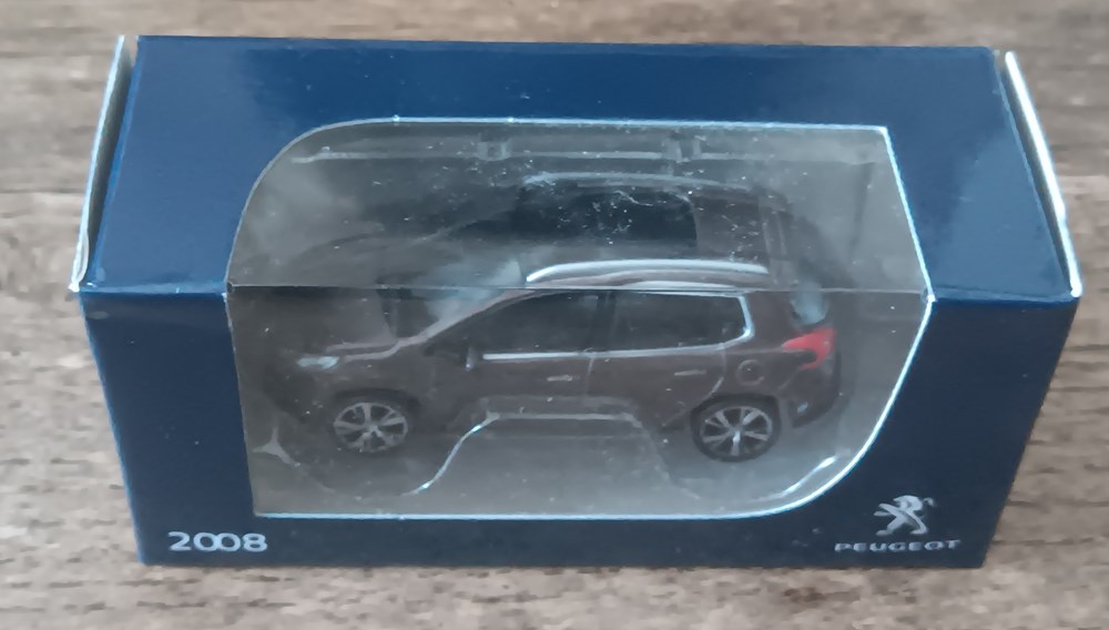 modeles reduits voitures peugeot 2008