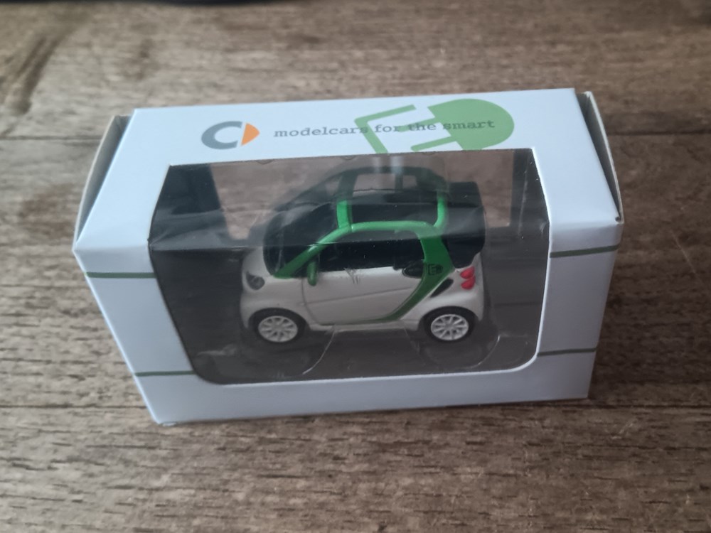 Smart Fortwo Electric Drive Cabrio modeles reduits voitures smart fortwo electric drive cabrio