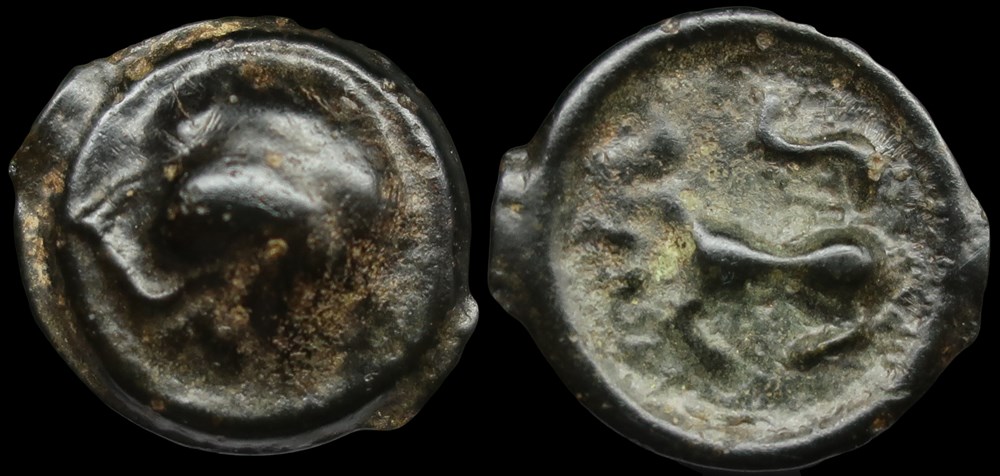 Bituriges Cubes (incertaine), potin au cheval stylisé monnaies antiques celtes bituriges cubes incertaine potin au cheval stylise