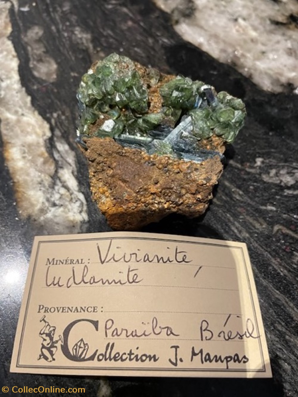 mineraux meteorites vivianite et ludlamite