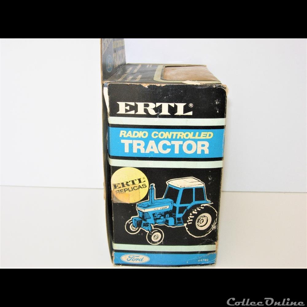 Ertl 4789 - Ford TW-15 - OUI 4 modele reduit vehicule agricole ertl 4789 ford tw 15 oui