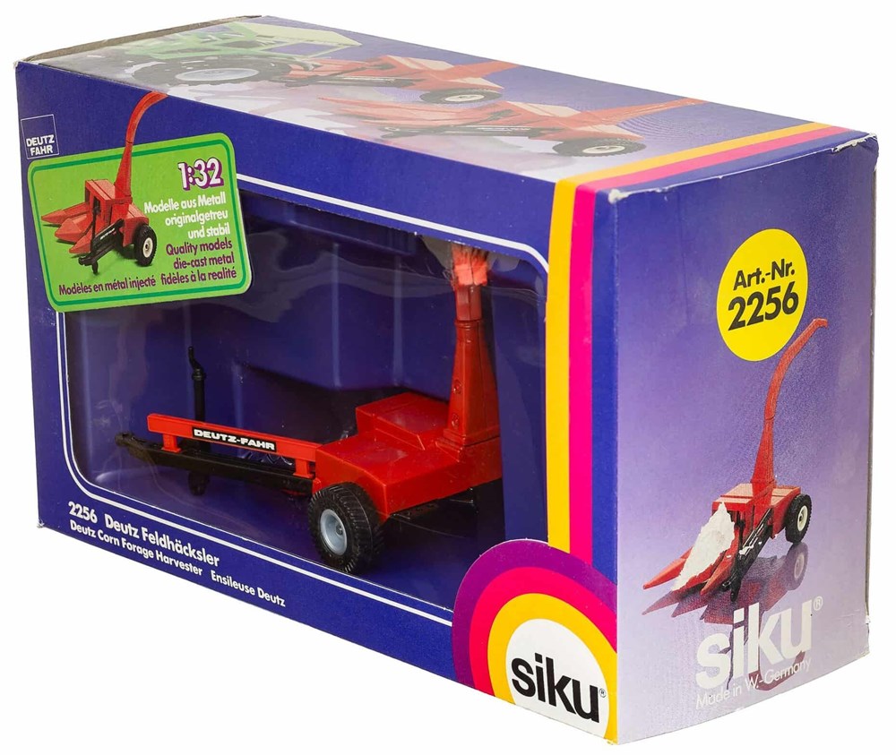 Siku 2256 - Ensileuse tractée Deutz-Fahr modeles reduits vehicules agricoles siku 2256 ensileuse tractee deutz fahr
