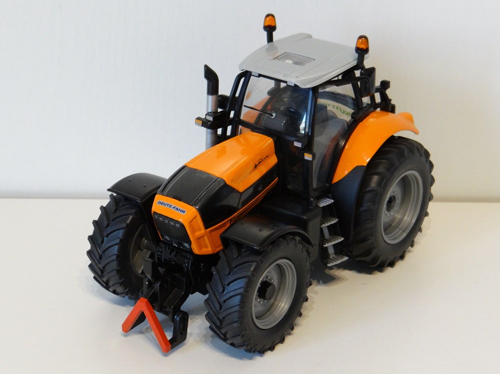 03/2025 - Siku ES044 - Tracteur Deutz-Fahr Agrotron X720 - X modeles reduits vehicules agricoles 03 2025 siku es044 tracteur deutz fahr agrotron x720 x