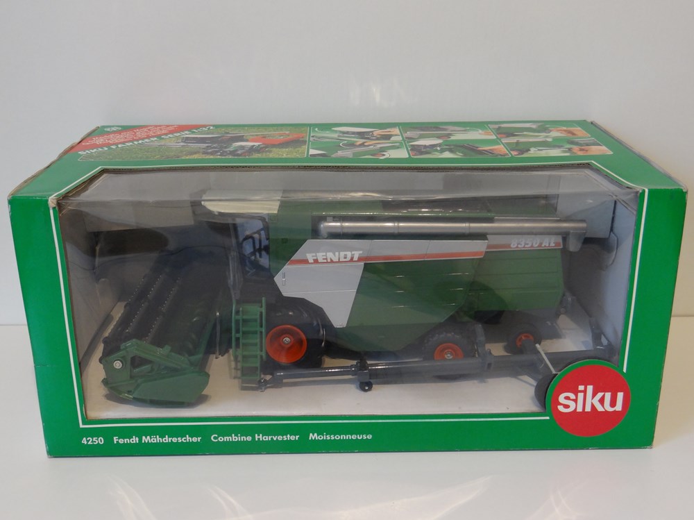 Siku 4250 - Moissonneuse-batteuse Fendt 8350 AL - X modeles reduits vehicules agricoles siku 4250 moissonneuse batteuse fendt 8350 al x
