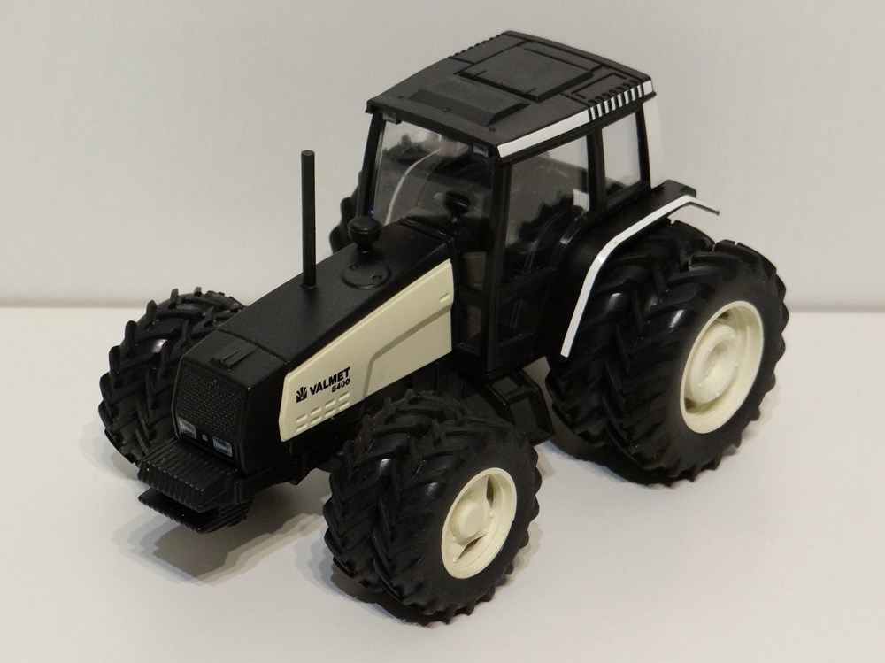Joal 179E - Tracteur Valmet 8400 - X modeles reduits vehicules agricoles joal 179e tracteur valmet 8400 x