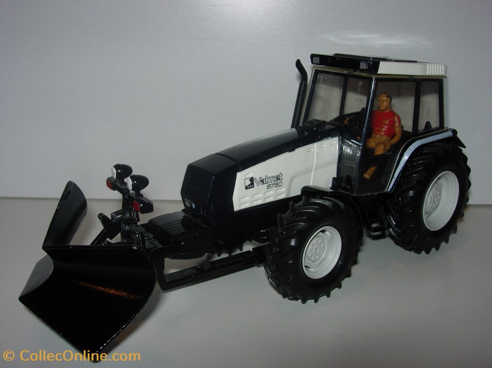 Britains 09638 - 1/32 - Valmet 8750 modeles reduits vehicules agricoles massey ferguson britains 09638 1 32 valmet 8750