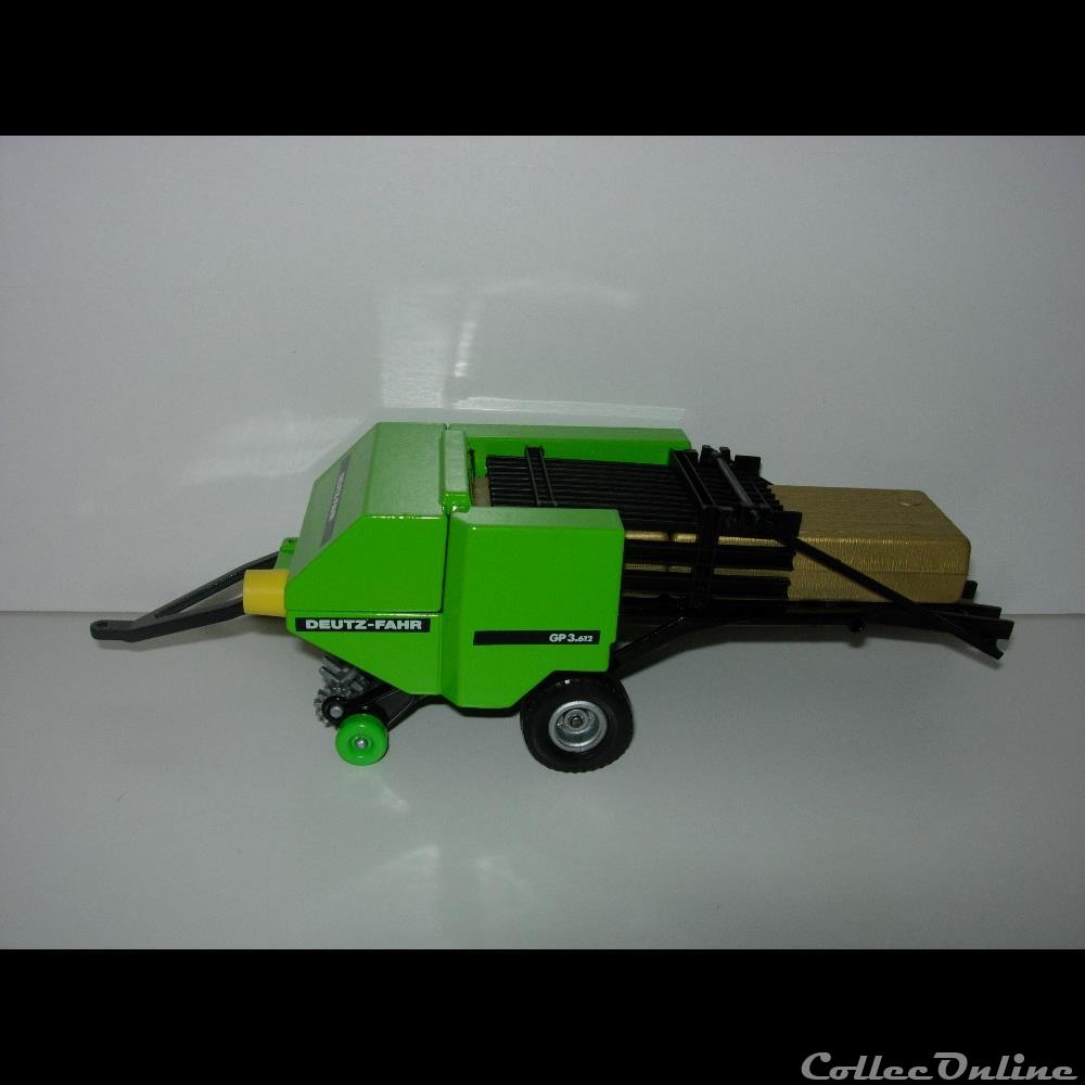 Siku 2862 - Presse Deutz-Fahr GP 3.612 - OUI - X 4 modeles reduits vehicules agricoles siku 2862 presse deutz fahr gp 3 612 oui x