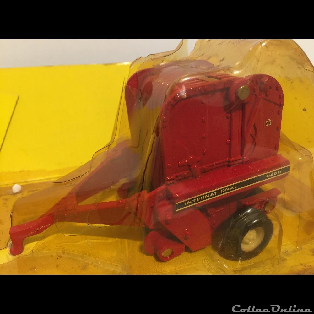 Ertl 1642 - Case IH 2400 - OUI 2 modele reduit vehicule agricole ertl 1642 case ih 2400 oui