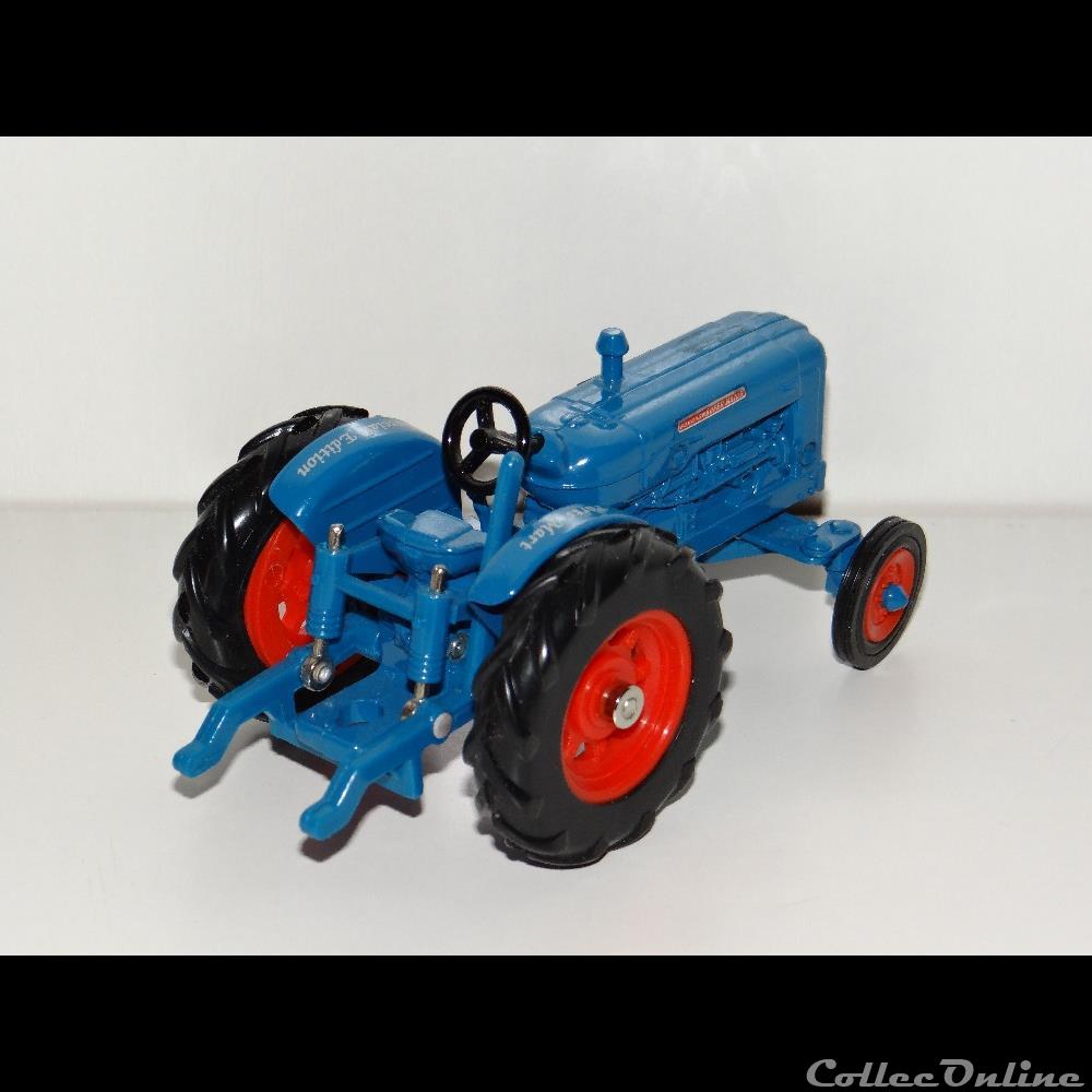 modele reduit vehicule agricole ertl 802er fordson super major oui