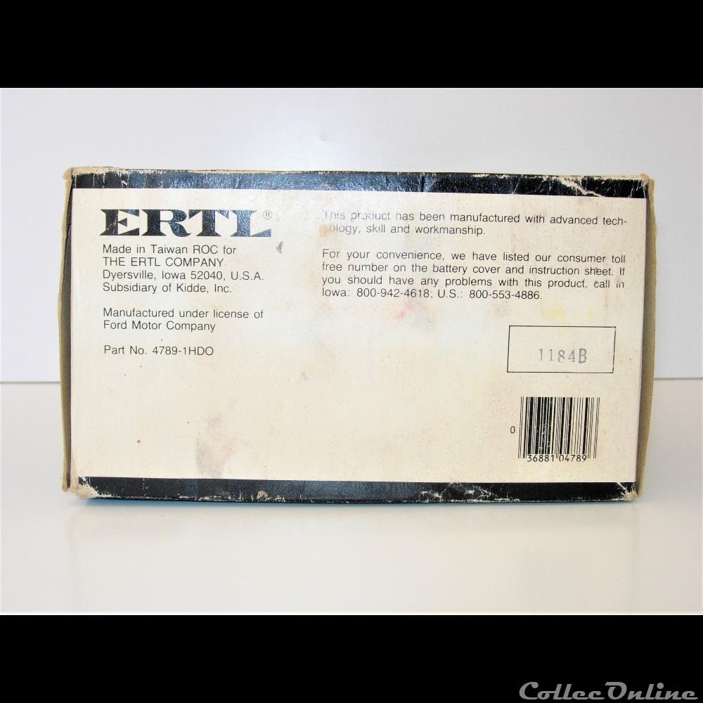 Ertl 4789 - Ford TW-15 - OUI 5 modele reduit vehicule agricole ertl 4789 ford tw 15 oui