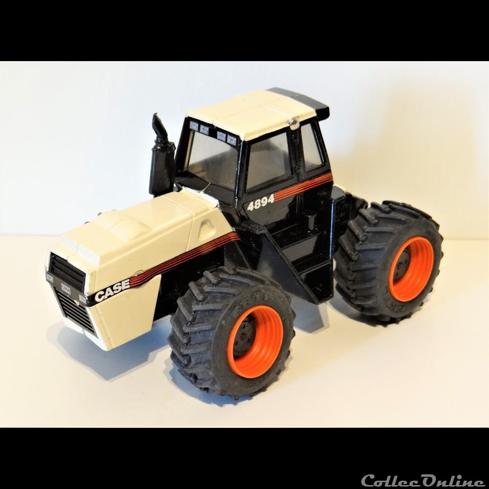Ertl 262 - Case 4894 - OUI 2 modele reduit vehicule agricole ih ertl 262 case 4894 oui
