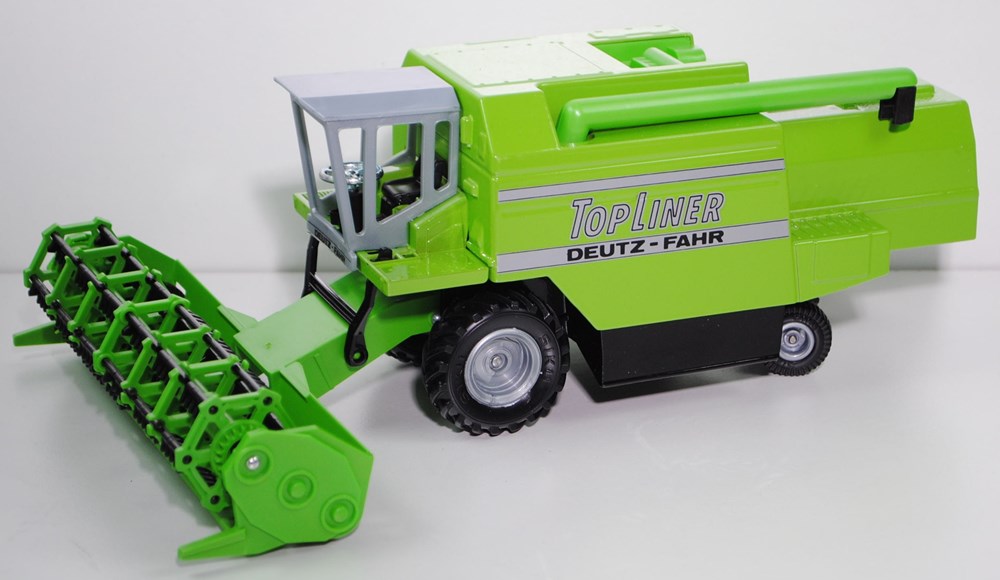 Siku 4051A - Moissonneuse-batteuse Deutz Fahr Topliner modeles reduits vehicules agricoles siku 4051a moissonneuse batteuse deutz fahr topliner