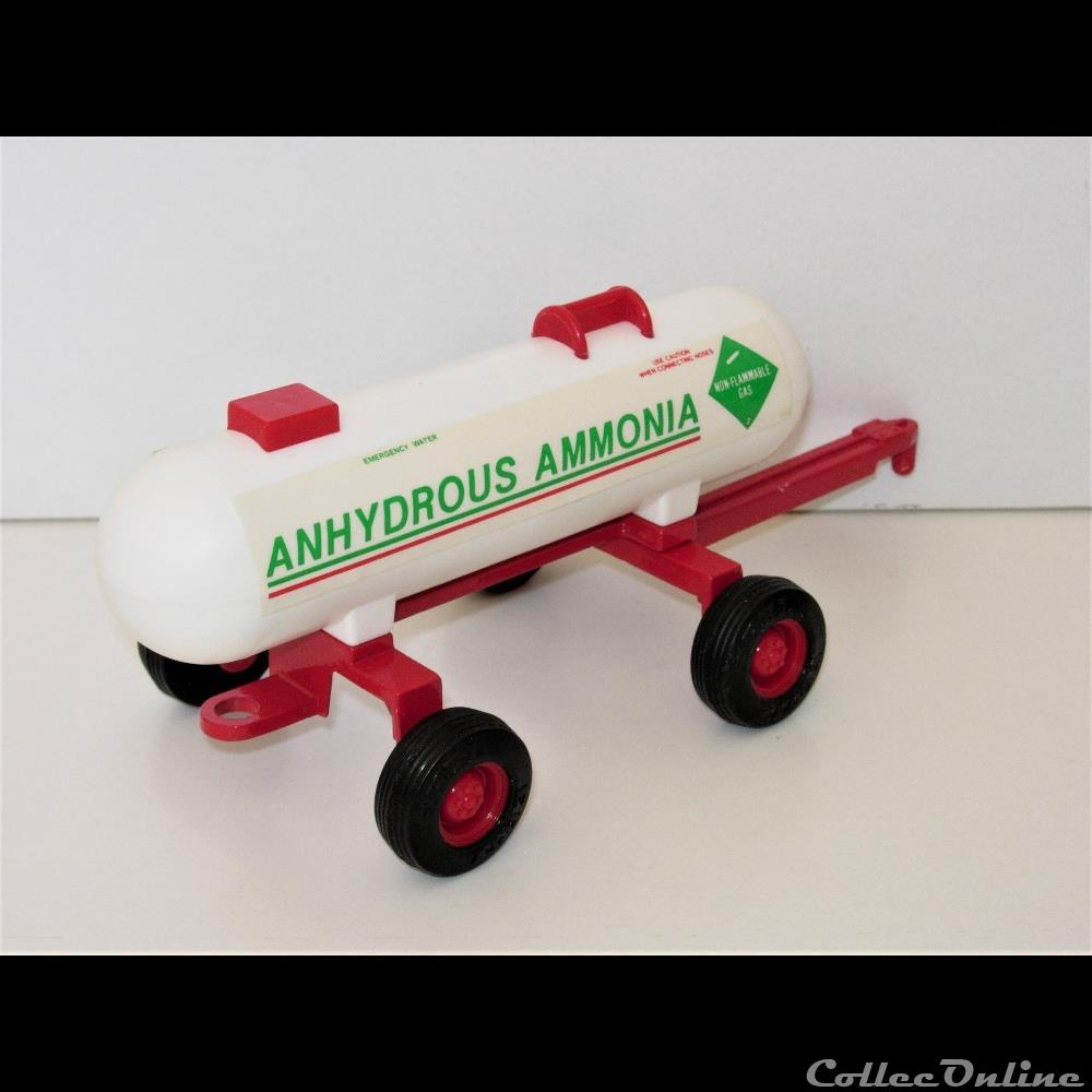 Ertl 1687A - Ammonia Tank - OUI 3 modele reduit vehicule agricole autre ertl 1687a ammonia tank oui