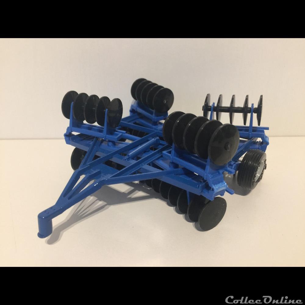 Ertl 1969 - New Holland - OUI 2 modele reduit vehicule agricole ertl 1969 new holland oui