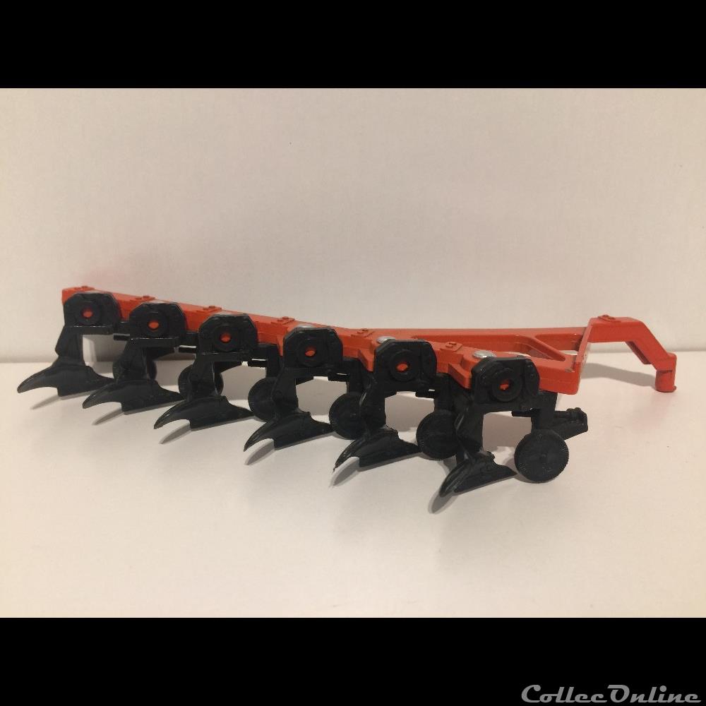 Ertl 1962 - Sans marque - OUI 3 modele reduit vehicule agricole autre ertl 1962 sans marque oui