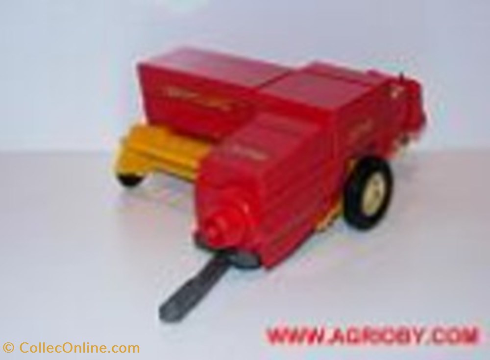Britains 09556A - 1/32 - New Holland 940 modeles reduits vehicules agricoles britains 09556a 1 32 new holland 940