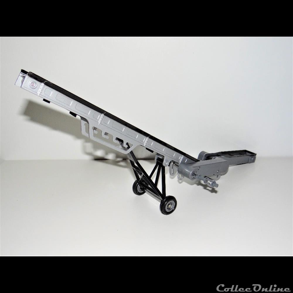 modele reduit vehicule agricole autre ertl 4155 pto belted elevator oui