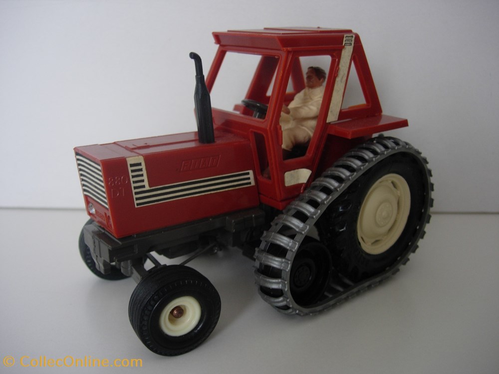 Britains 09527C - 1/32 - Fiat DT 880 chenilles modeles reduits vehicules agricoles mercedes britains 09527c 1 32 fiat dt 880 chenilles