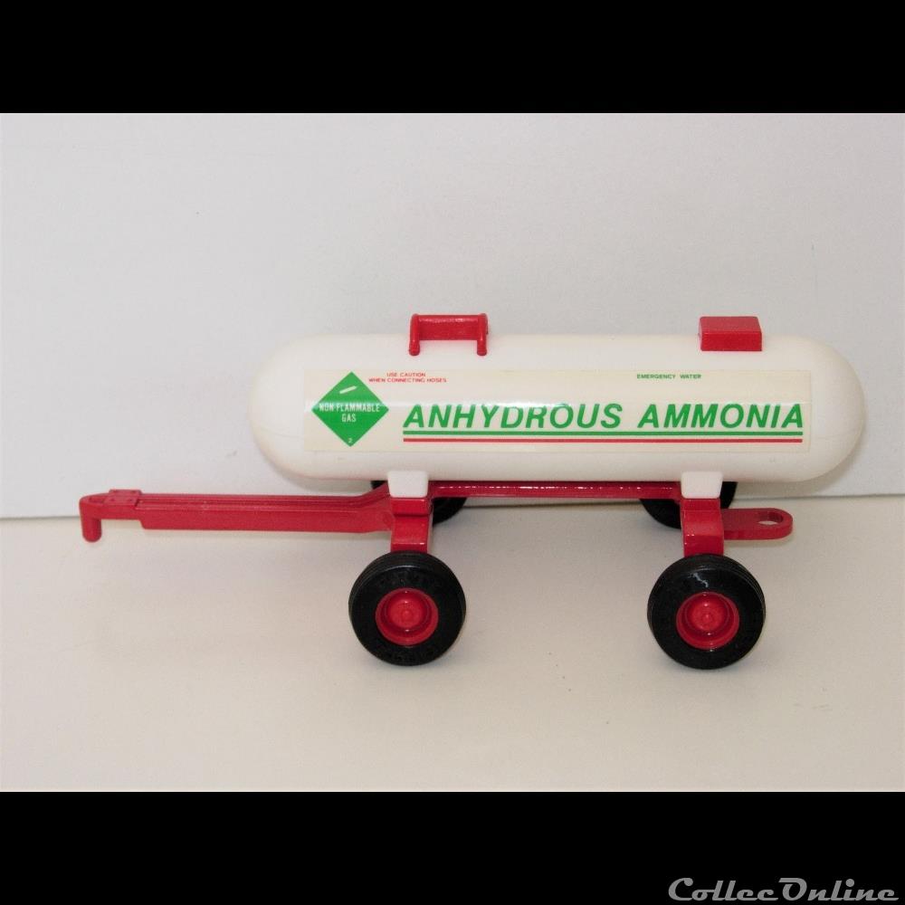 Ertl 1687A - Ammonia Tank - OUI 4 modele reduit vehicule agricole autre ertl 1687a ammonia tank oui